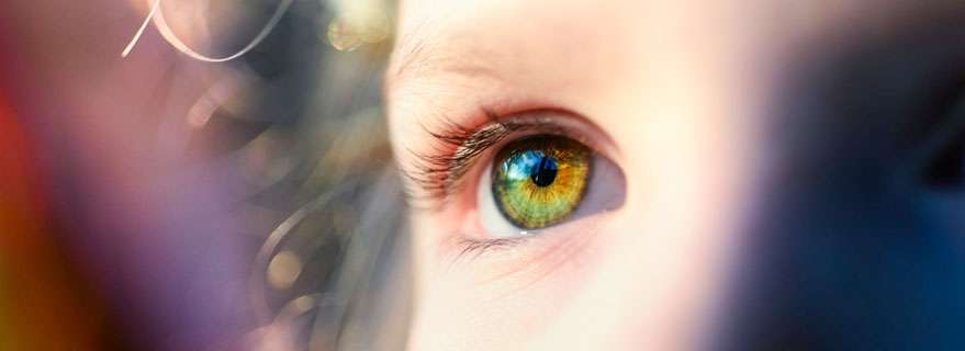 verdeling-tijd-kinderen-werk oog van een kind